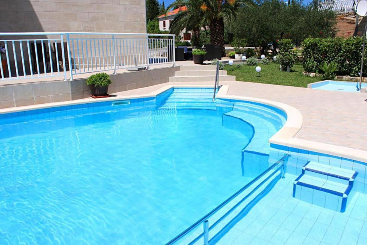 Apartments Grand Pinea Čilipi Kültér fotó